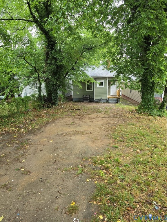 2102 5th Avenue Richmond, VA 23222 - Photo 19 of 21 Plenty of parking in the rear of the home