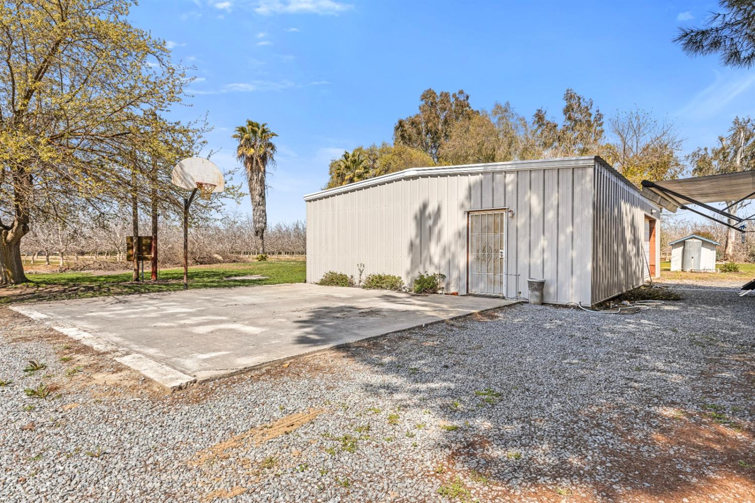 8552 Cairo Avenue Laton, CA 93242 - Photo 26 of 34
