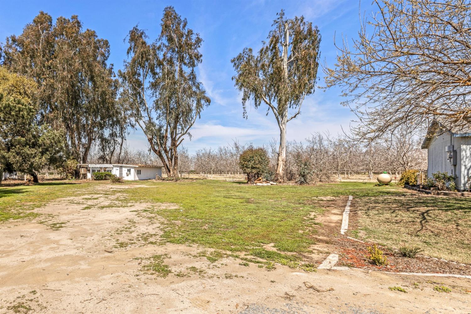 8552 Cairo Avenue Laton, CA 93242 - Photo 29 of 34