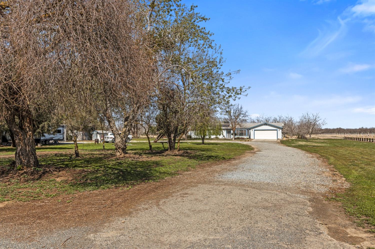 8552 Cairo Avenue Laton, CA 93242 - Photo 32 of 34