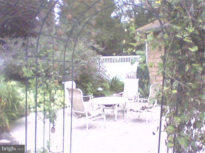 602 Dutch Neck Road East Windsor, NJ 08520 - Photo 17 of 19 Gallery Image 17