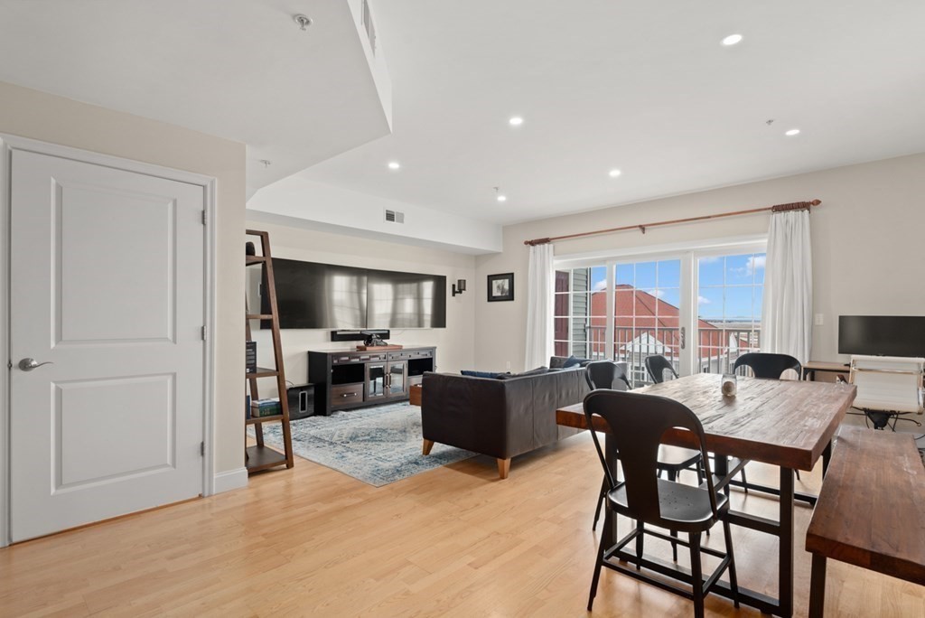 233 Beach Road, Unit 10 Salisbury, MA 01952 - Photo 7 of 35 Gallery Image 7