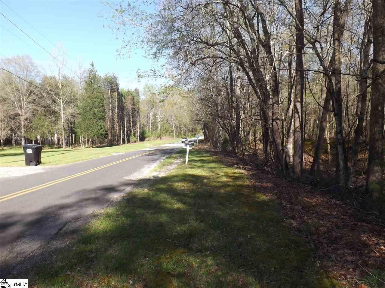 132 Knickerbocker Road Fountain Inn, SC 29644 - Photo 1 of 6