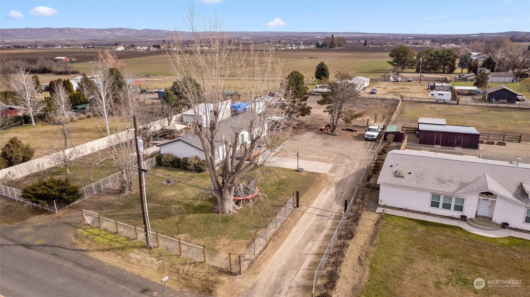 61 Kriner Road Sunnyside, WA 98944 - Photo 1 of 20 Gallery Image 1
