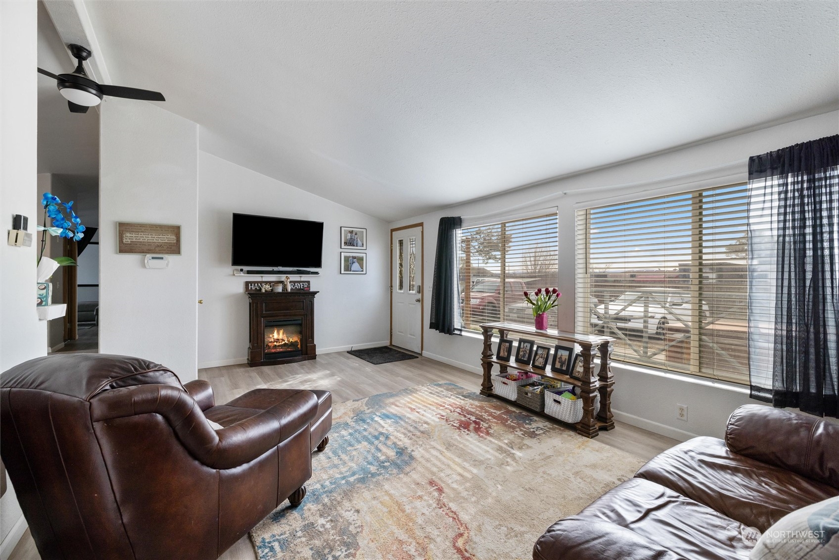 61 Kriner Road Sunnyside, WA 98944 - Photo 3 of 20 Gallery Image 3