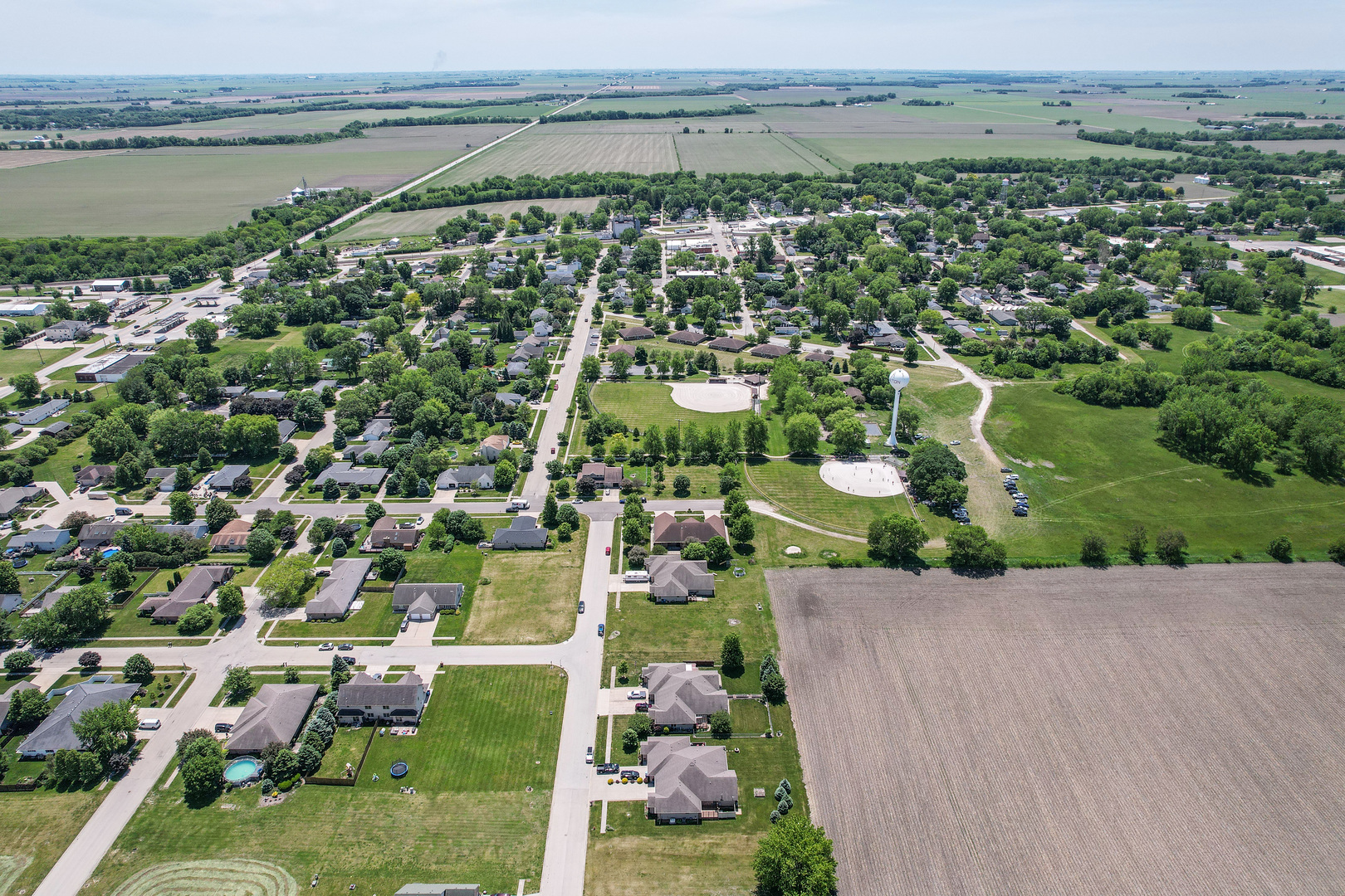 900-902 Center Street Mazon, IL 60444 - Photo 4 of 7 an aerial view of a house with a lake view