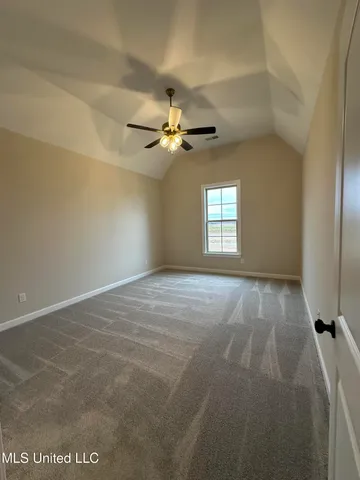 $305,950 | 3067 School Loop Rd Lake, Lake Cormorant, MS 38641