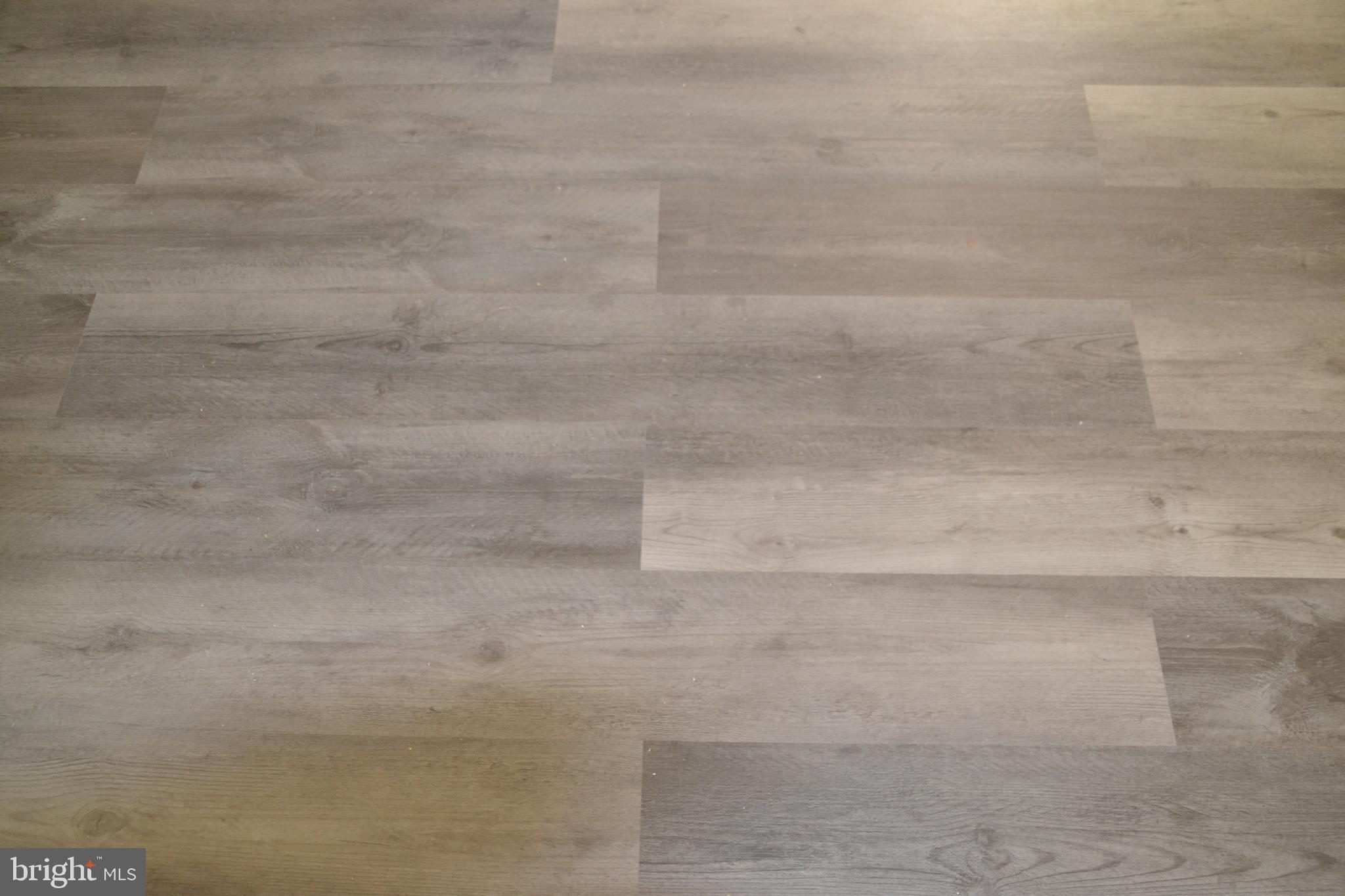 7229 Clinton Road Upper Darby, PA 19082 - Photo 11 of 40