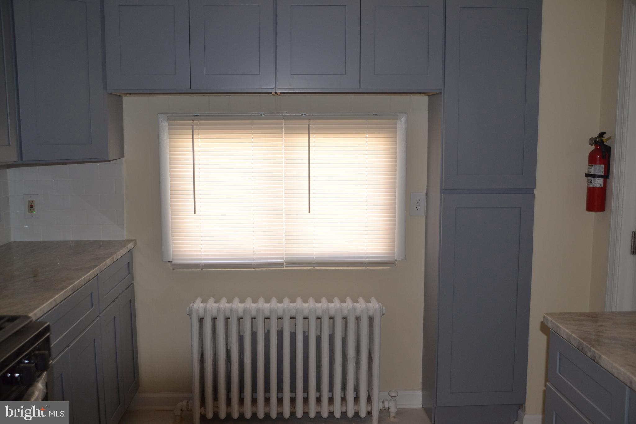 7229 Clinton Road Upper Darby, PA 19082 - Photo 14 of 40