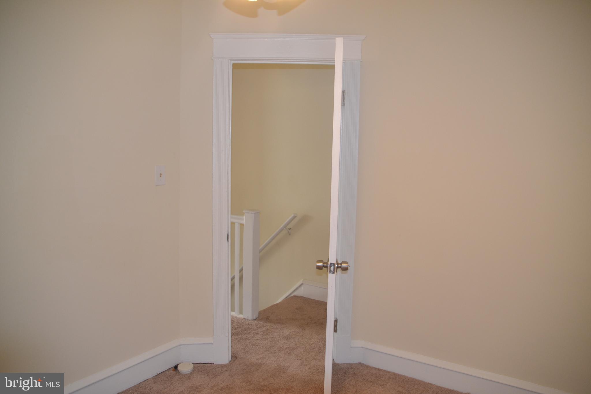 7229 Clinton Road Upper Darby, PA 19082 - Photo 38 of 40