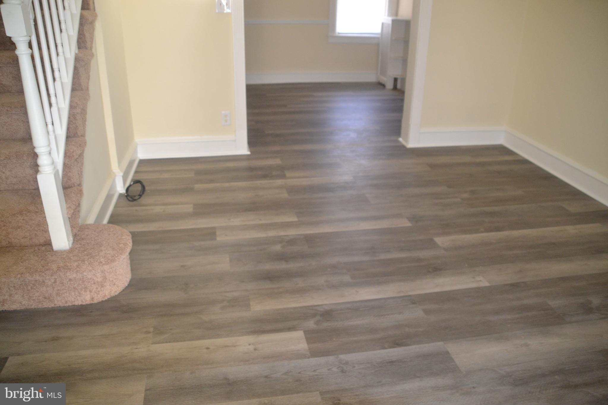 7229 Clinton Road Upper Darby, PA 19082 - Photo 7 of 40