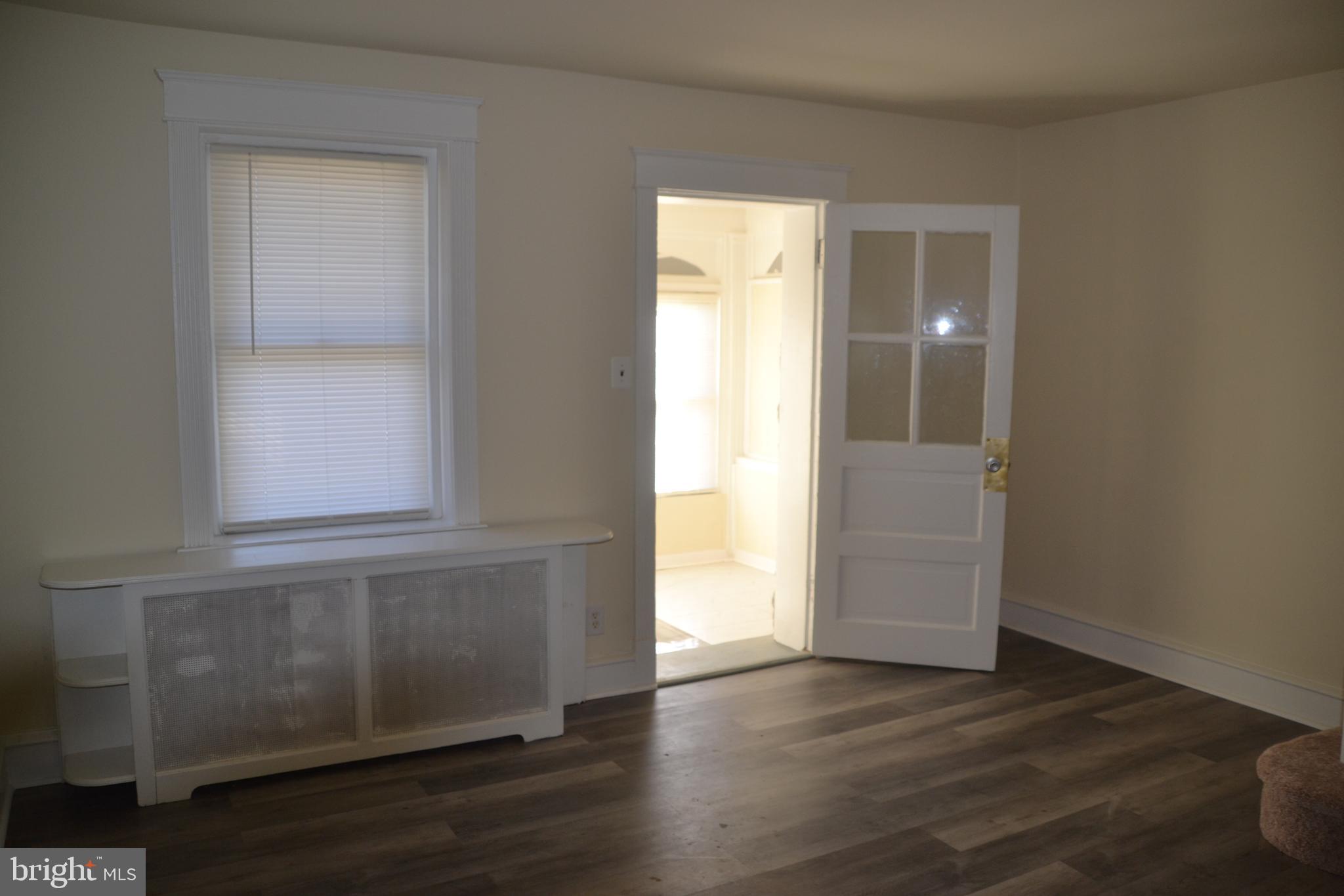 7229 Clinton Road Upper Darby, PA 19082 - Photo 8 of 40