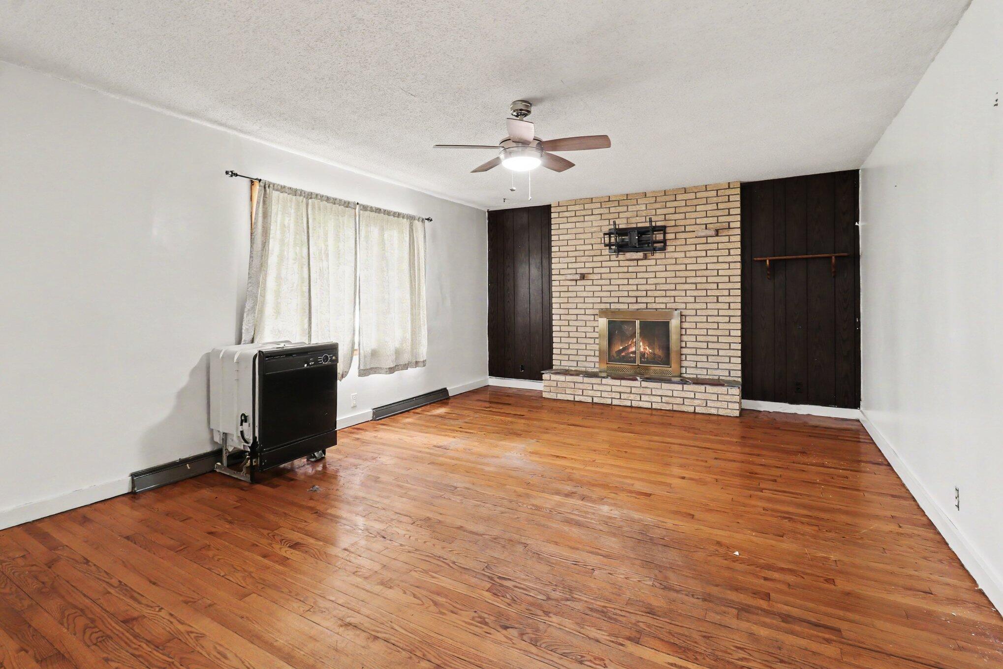345 West Church Avenue Reed City, MI 49677 - Photo 8 of 15 004_file_2382