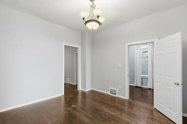 $629,900 | 4140 North Western Avenue, Chicago, IL 60618