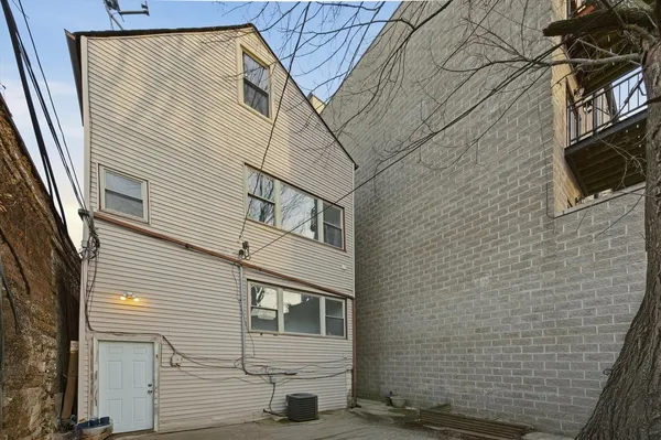 $629,900 | 4140 North Western Avenue, Chicago, IL 60618