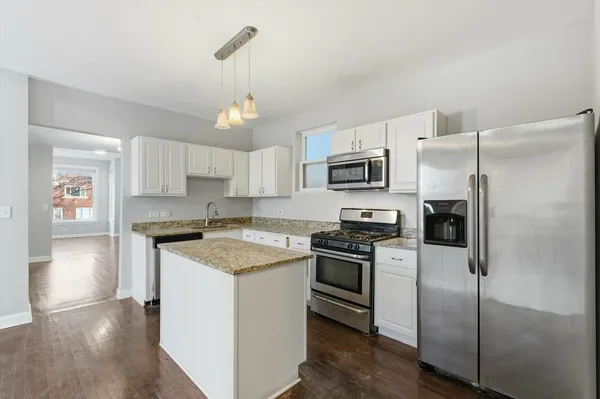 $629,900 | 4140 North Western Avenue, Chicago, IL 60618