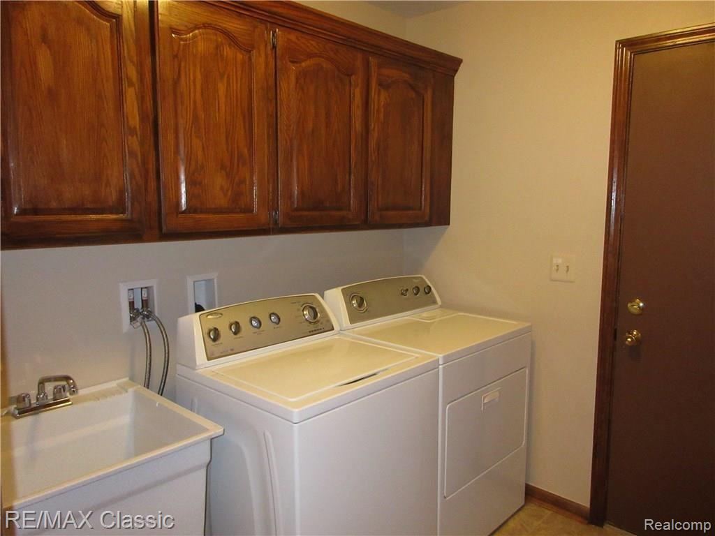 24648 Jamestowne Road Novi, MI 48375 - Photo 13 of 20 13.JPG