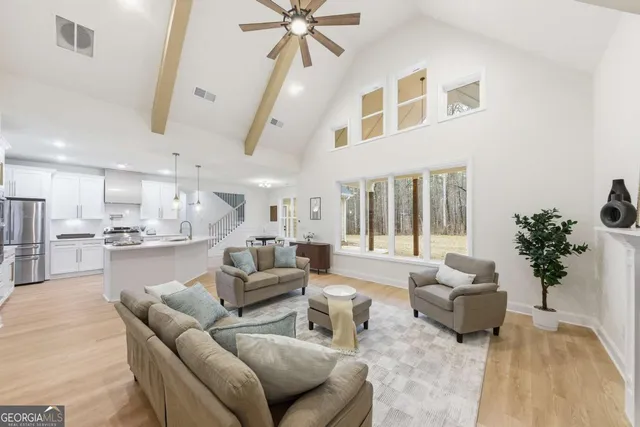 $630,000 | 370 Harbour Shores Drive, Jackson, GA 30233