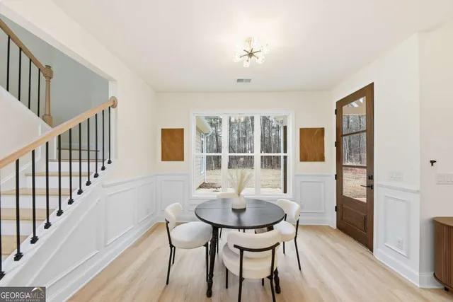 $630,000 | 370 Harbour Shores Drive, Jackson, GA 30233