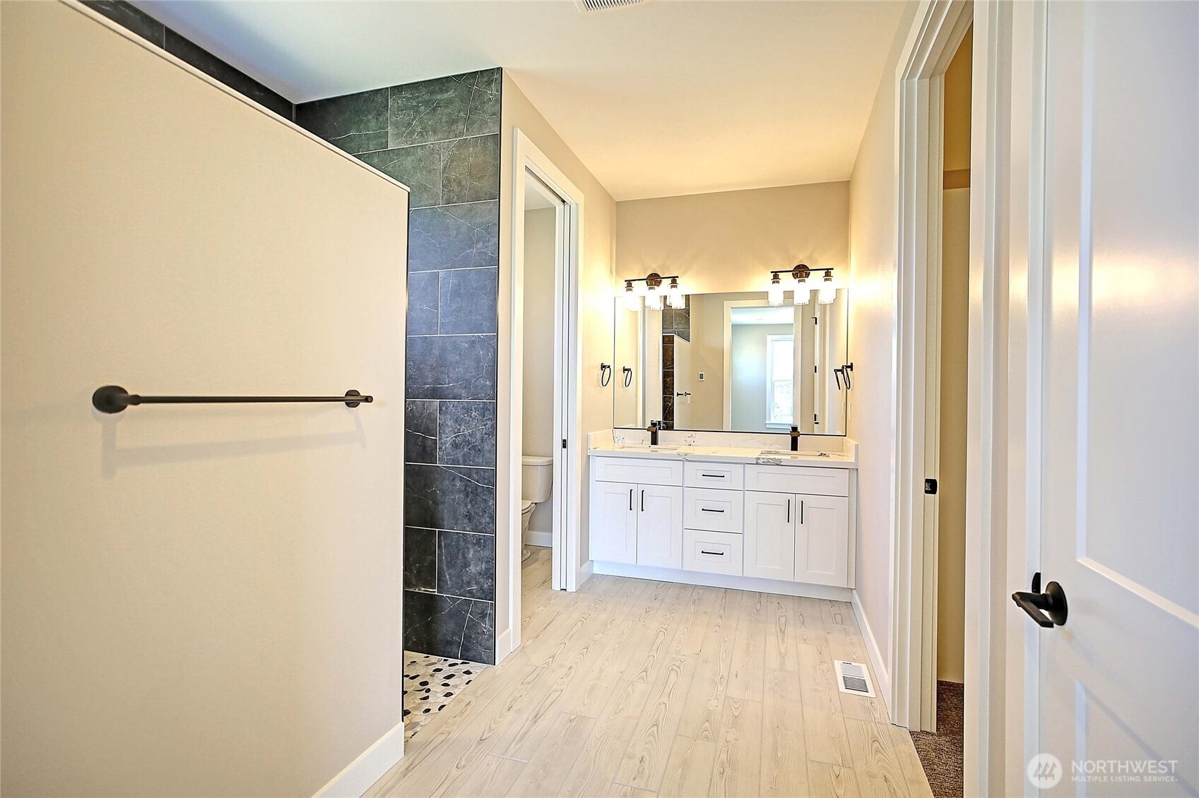 822 Serene View Road Camano Island, WA 98282 - Photo 25 of 36 Gallery Image 25