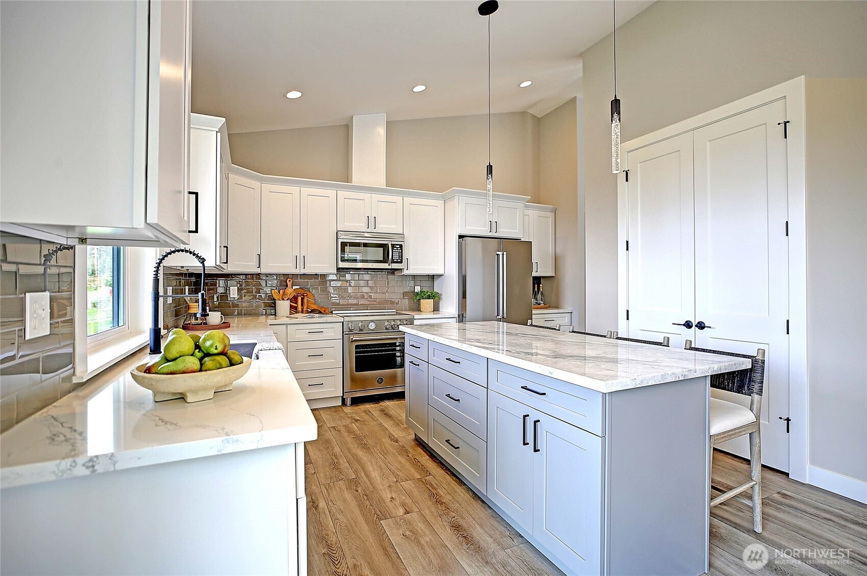 822 Serene View Road Camano Island, WA 98282 - Photo 27 of 36 Gallery Image 27