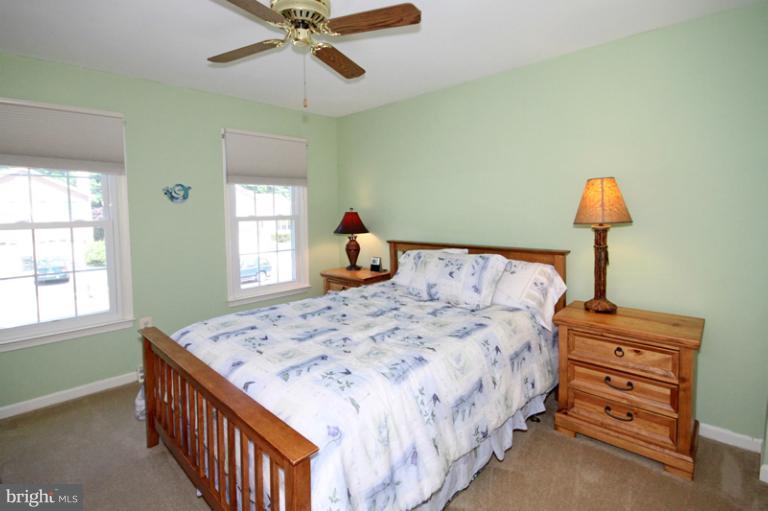 8819 Shadowlake Way Springfield, VA 22153 - Photo 19 of 29 Bedroom