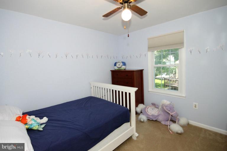 8819 Shadowlake Way Springfield, VA 22153 - Photo 25 of 29 Bedroom