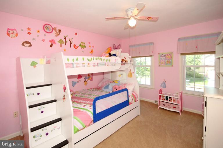 8819 Shadowlake Way Springfield, VA 22153 - Photo 8 of 29 Bedroom