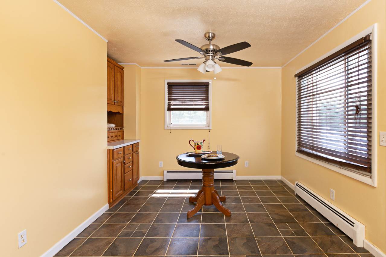 3760 Rockfish Road Grottoes, VA 24441 - Photo 6 of 34 a room with musical instruments