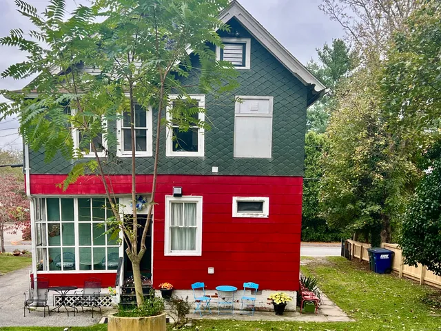 $2,400 | 39 Pearl Street, Unit 1, Groton, CT 06355