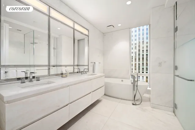 $12,250,000 | 20 West 53rd Street, Unit 18A | Midtown Central