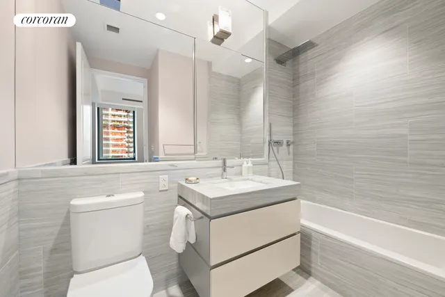 $12,250,000 | 20 West 53rd Street, Unit 18A | Midtown Central