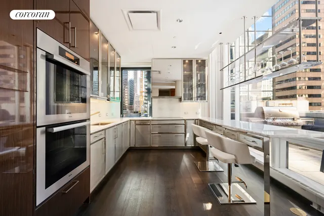 $12,250,000 | 20 West 53rd Street, Unit 18A | Midtown Central