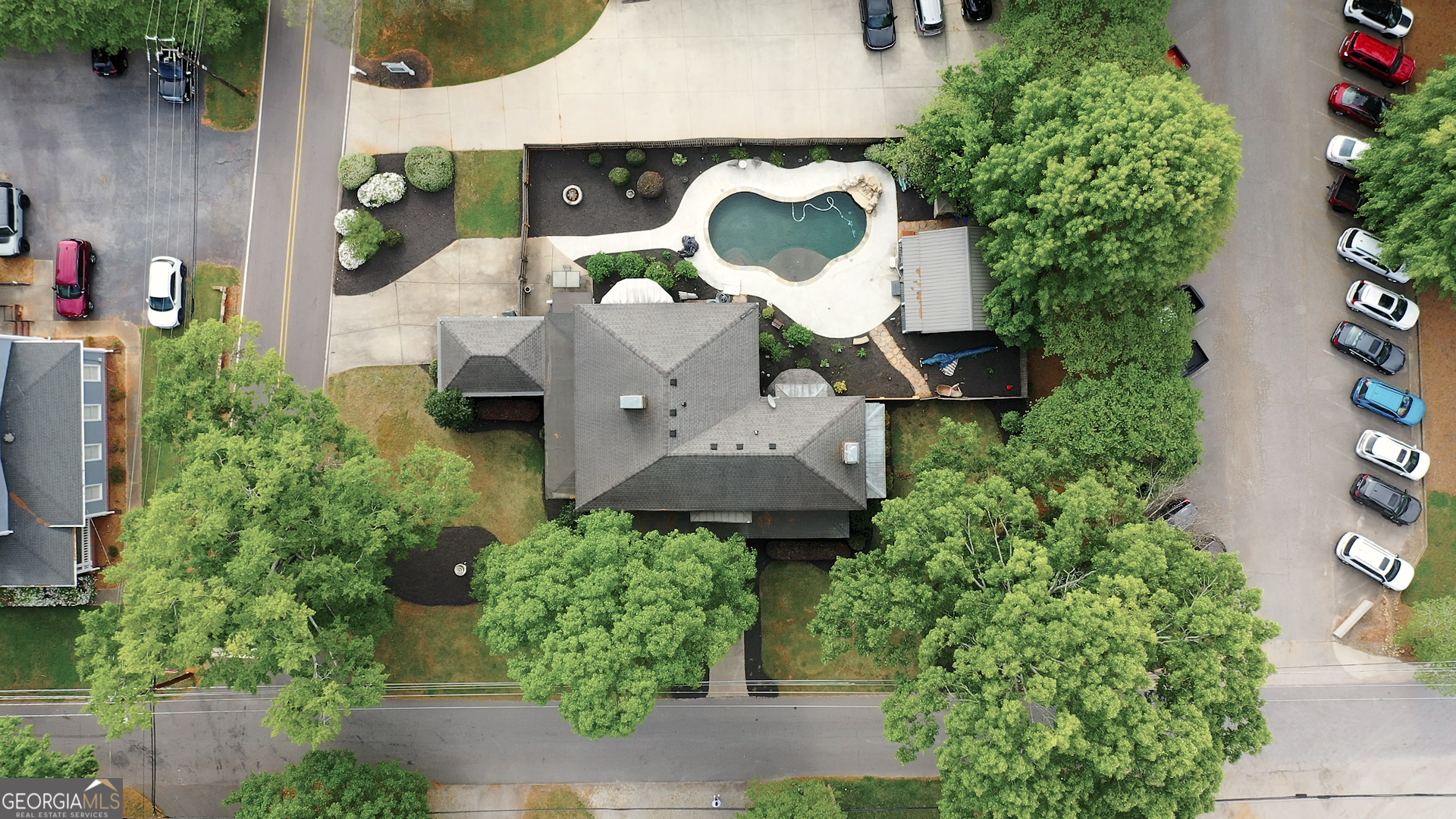 172 North 2nd Street Madison, GA 30650 - Photo 11 of 69 an aerial view of a house with outdoor space and sitting area