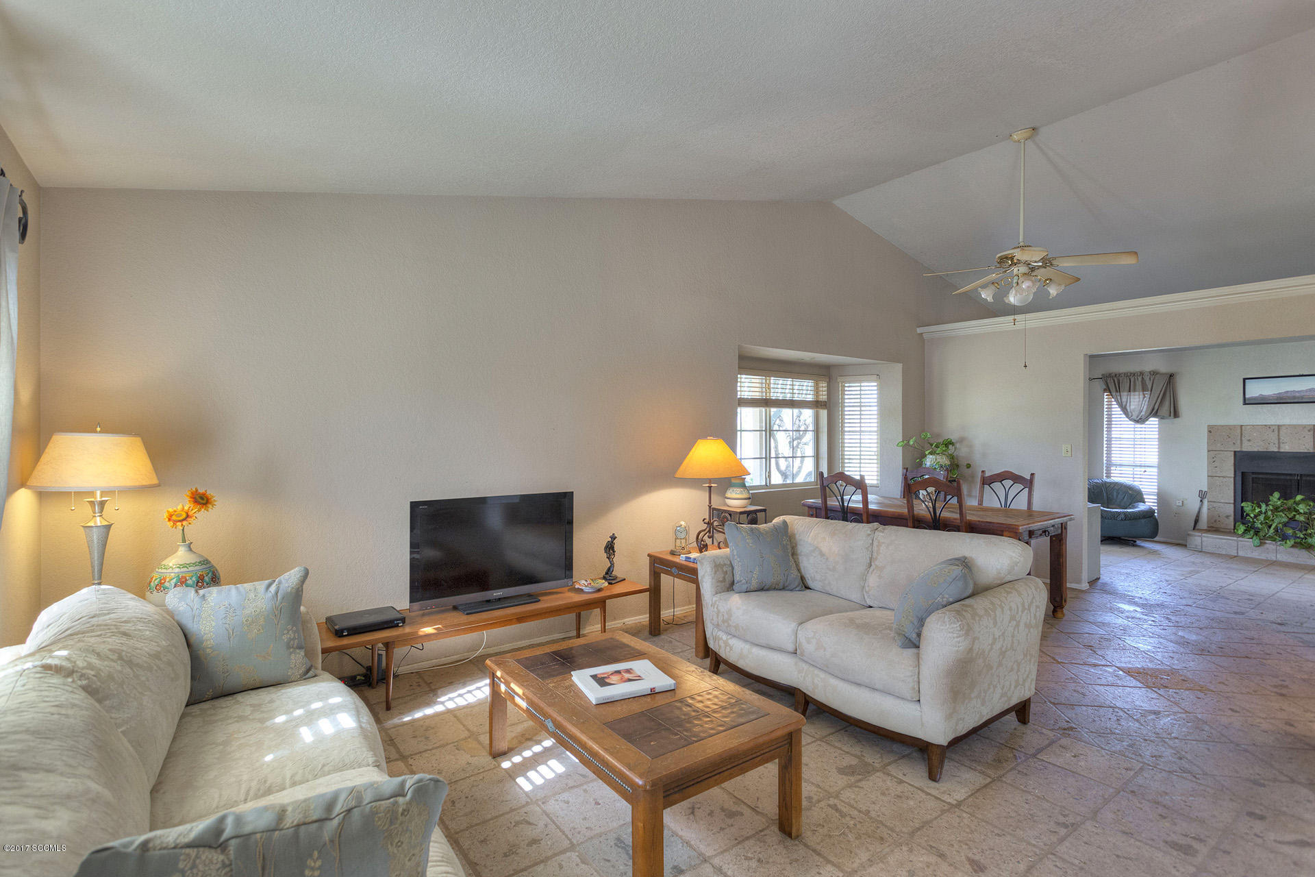 208 Camino Oceano Rio Rico, AZ 85648 - Photo 3 of 34