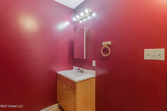 $850,000 | 15409 Sequoia Avenue, Biloxi, MS 39532