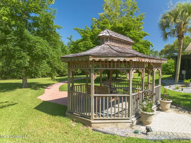 $850,000 | 15409 Sequoia Avenue, Biloxi, MS 39532