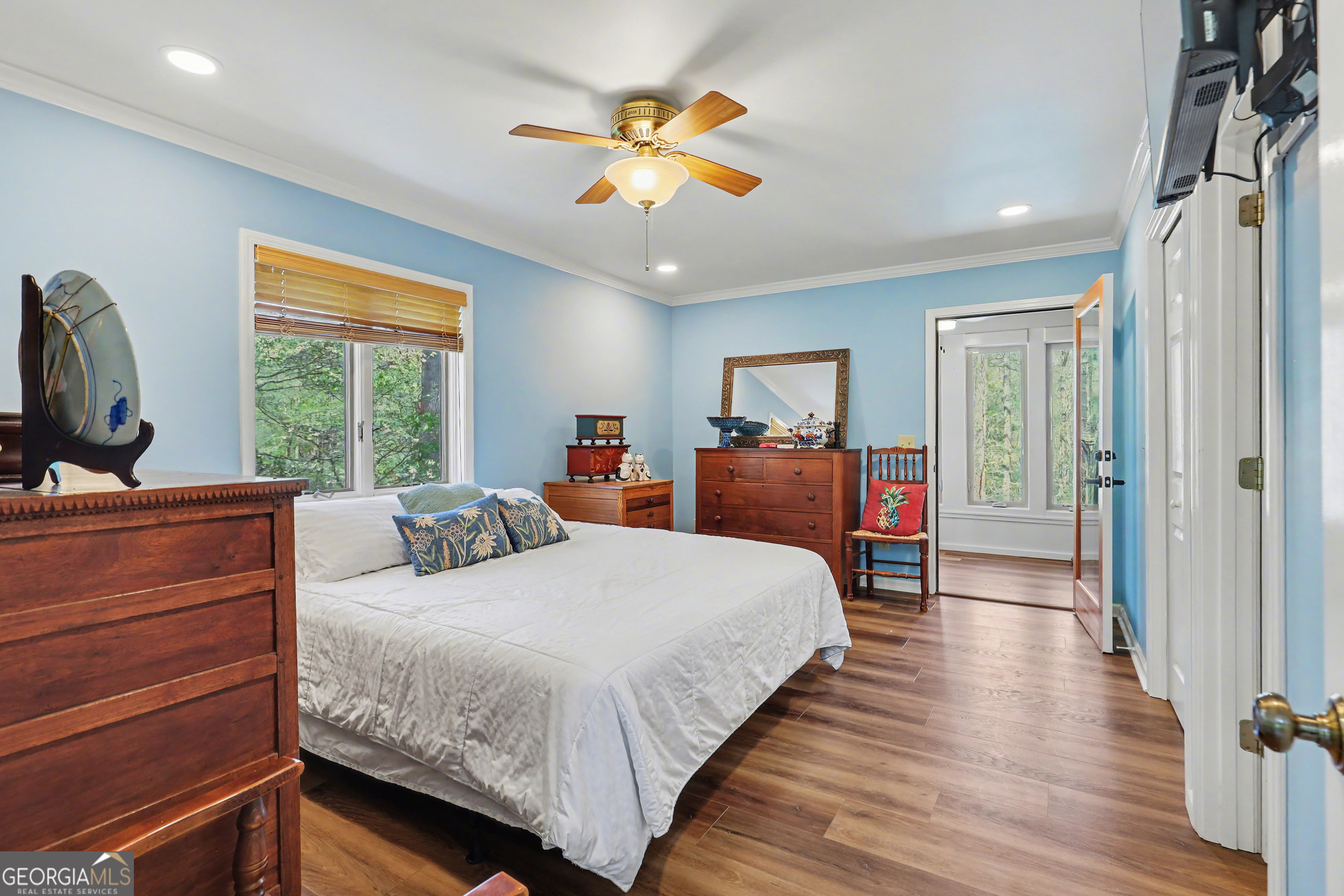 1067-o V Ov Justus Road Rabun Gap, GA 30568 - Photo 26 of 73 a bed room with a bed and a large window