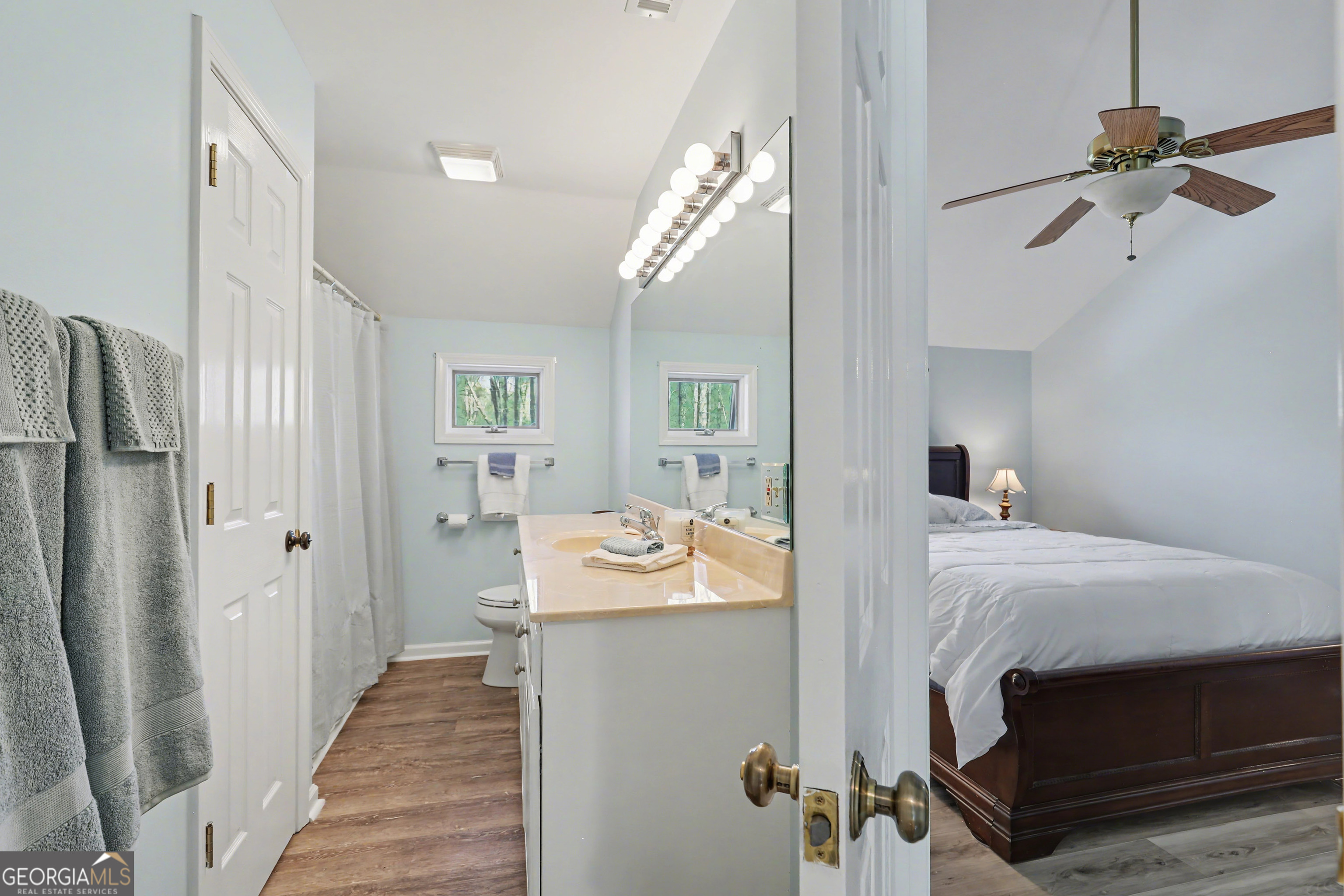 1067-o V Ov Justus Road Rabun Gap, GA 30568 - Photo 43 of 73 a en suite bathroom with a sink and mirror