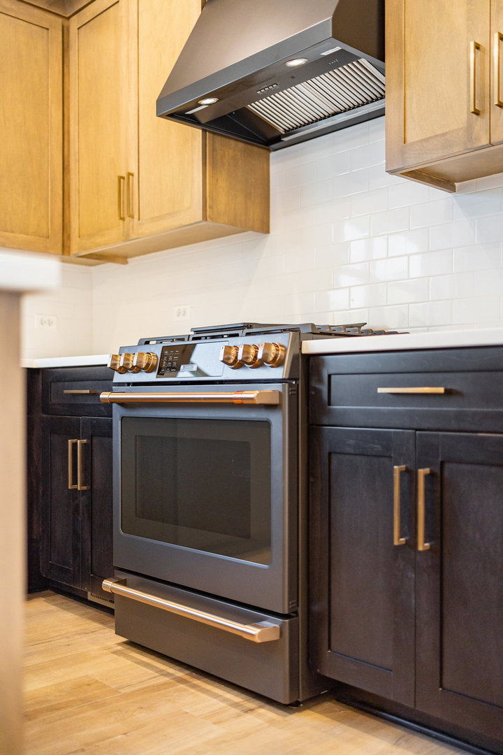 12776 Rosa Lane Lemont, IL 60439 - Photo 11 of 48