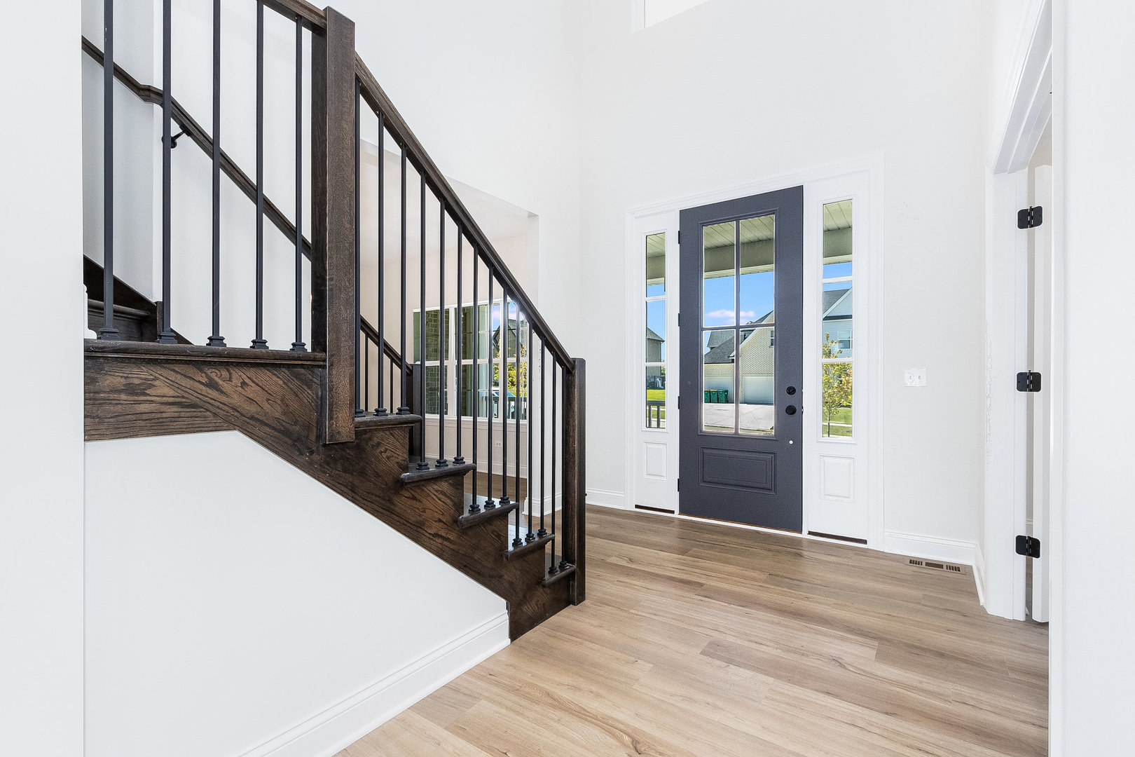 12776 Rosa Lane Lemont, IL 60439 - Photo 6 of 48