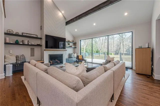 $7,500 | 4562 Columns Drive Southeast, Marietta, GA 30067