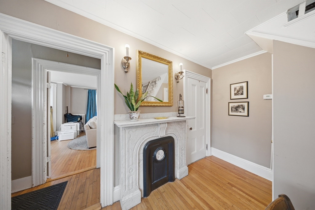 42 South Main Street Uxbridge, MA 01569 - Photo 7 of 41