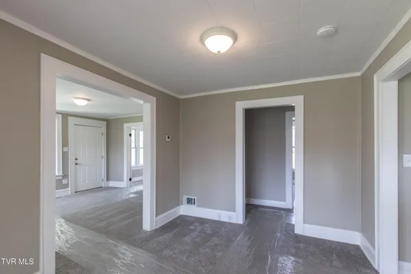 $498,000 | 2412-14 Bradley Street, Bristol, VA 24201