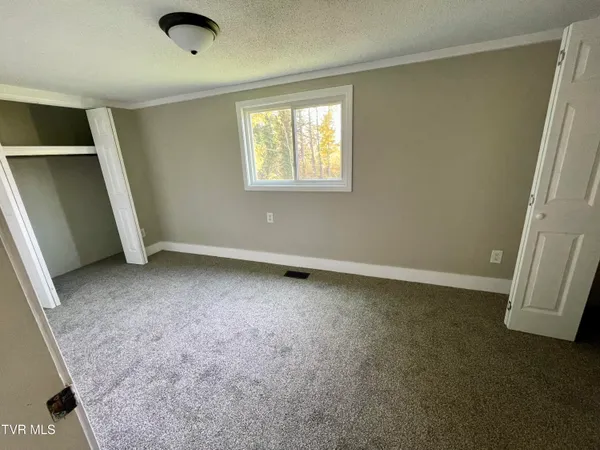 $498,000 | 2412-14 Bradley Street, Bristol, VA 24201