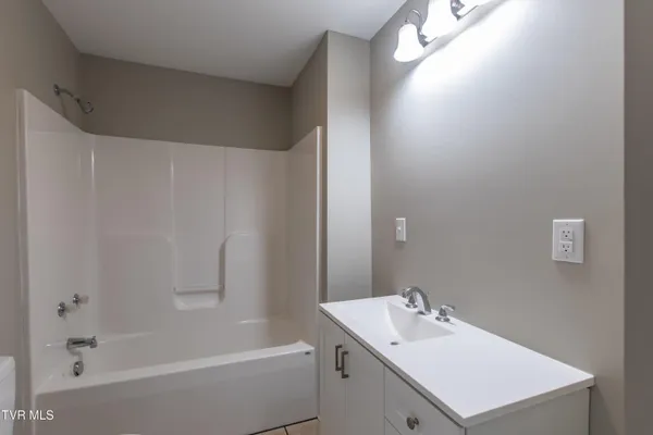 $498,000 | 2412-14 Bradley Street, Bristol, VA 24201