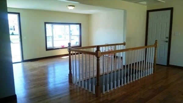 23 Wellfleet Drive Springfield, MA 01119 - Photo 3 of 8 Gallery Image 3