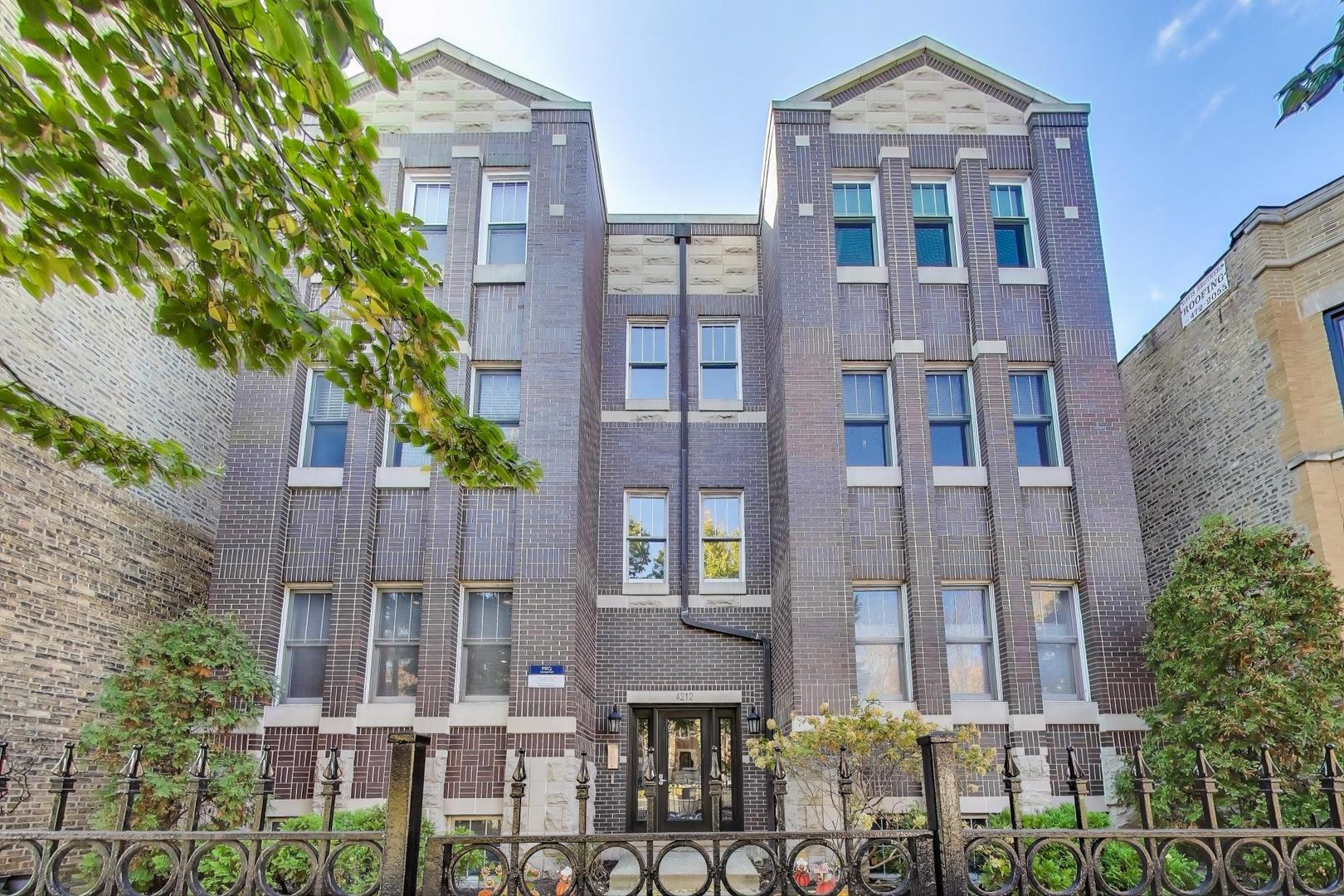4212 North Ashland Avenue, Unit GS Chicago, IL 60613 - Photo 16 of 16 front view of a brick building