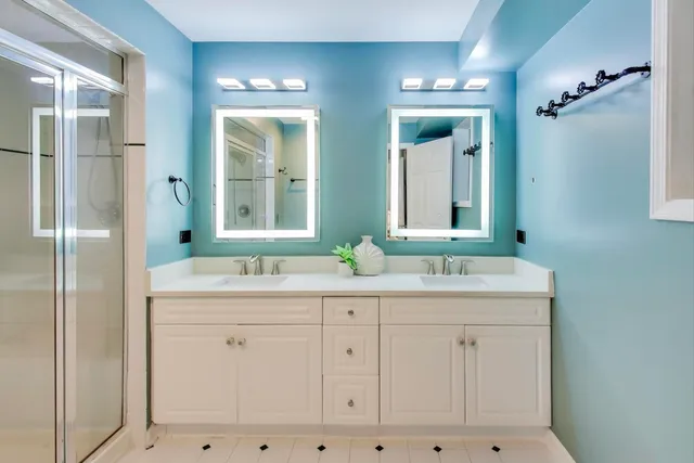 $399,500 | 4212 North Ashland Avenue, Unit GS, Chicago, IL 60613