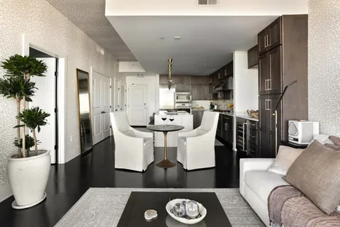 $1,095,000 | 1616 West End Avenue, Unit 3105, Nashville, TN 37203